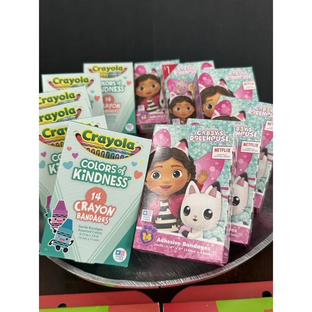 2 Mondo Llama Create-Your-Own Christmas Countdown Garland Kit &12 pk of Band-Aid - Picture 12 of 12